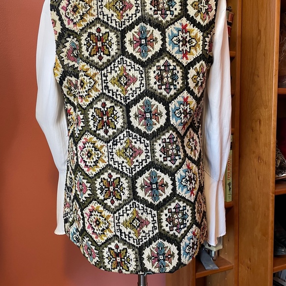 Moroccan Ikat Embroidered Open Vest - Picture 10 of 11